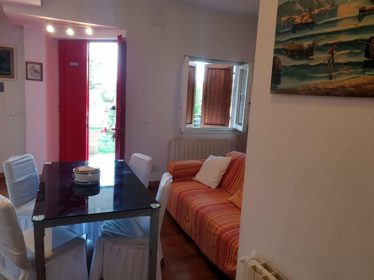 Sogno Vacanze Apartment Маса Екстериор снимка